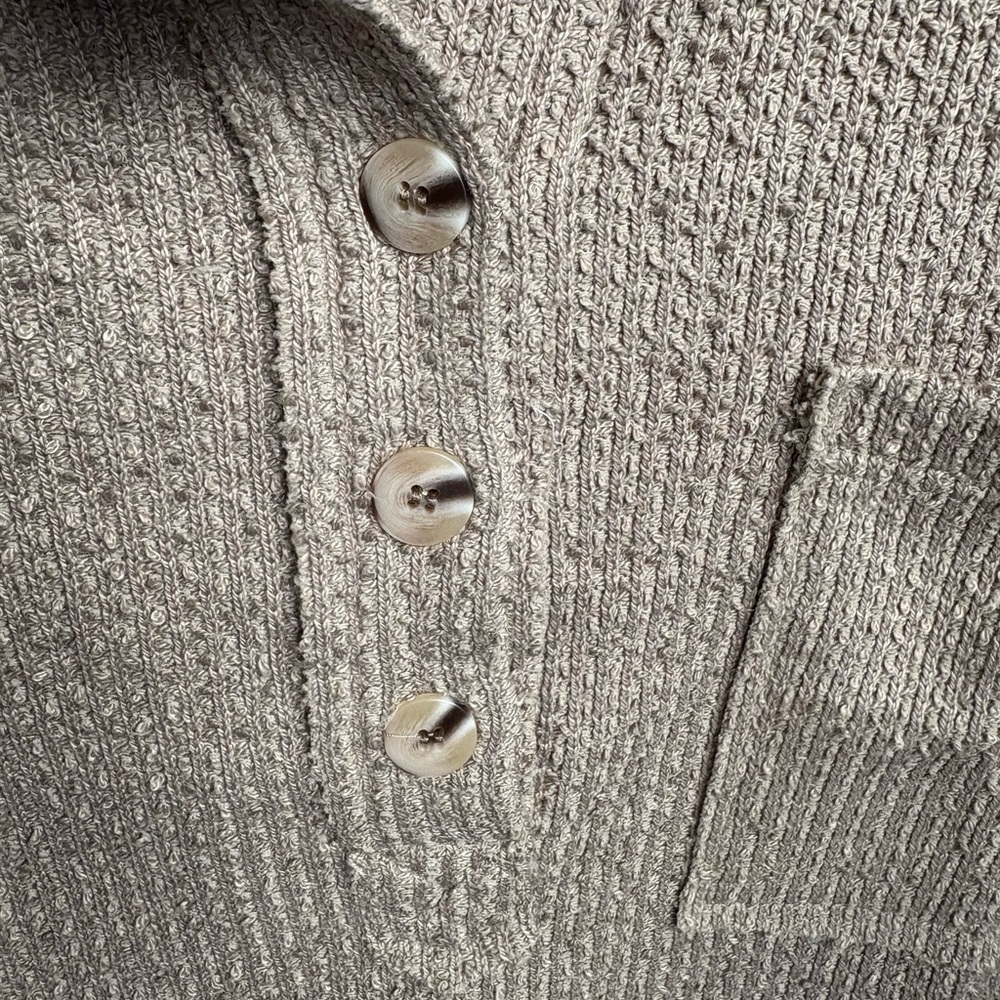 Very J Textured Knit Tops in Pink, mocha, cream and olive - Picture 6 of 10